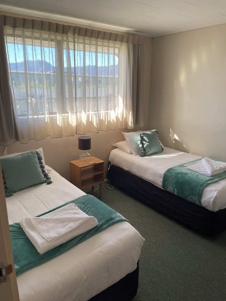 Buller Bridge Motel 24/62