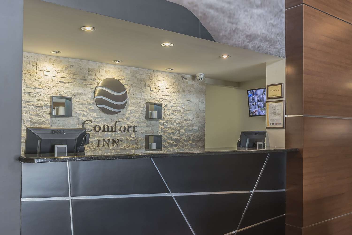 Comfort Inn St. Georges de Beauce QC 5/26