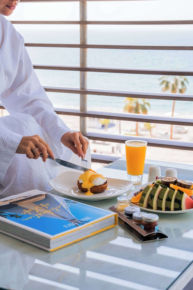Nikki Beach Resort and Spa Dubai 64/81