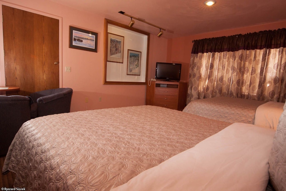 Valley Hi Motel 19/64
