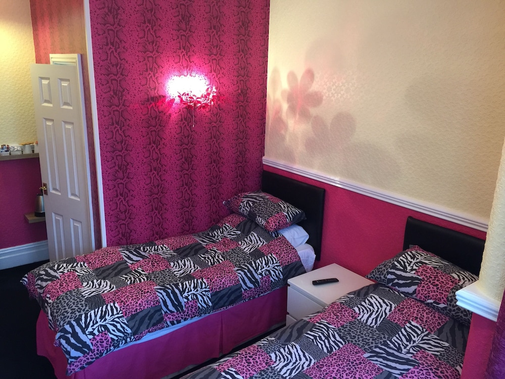 Trentham Private Hotel 12/50