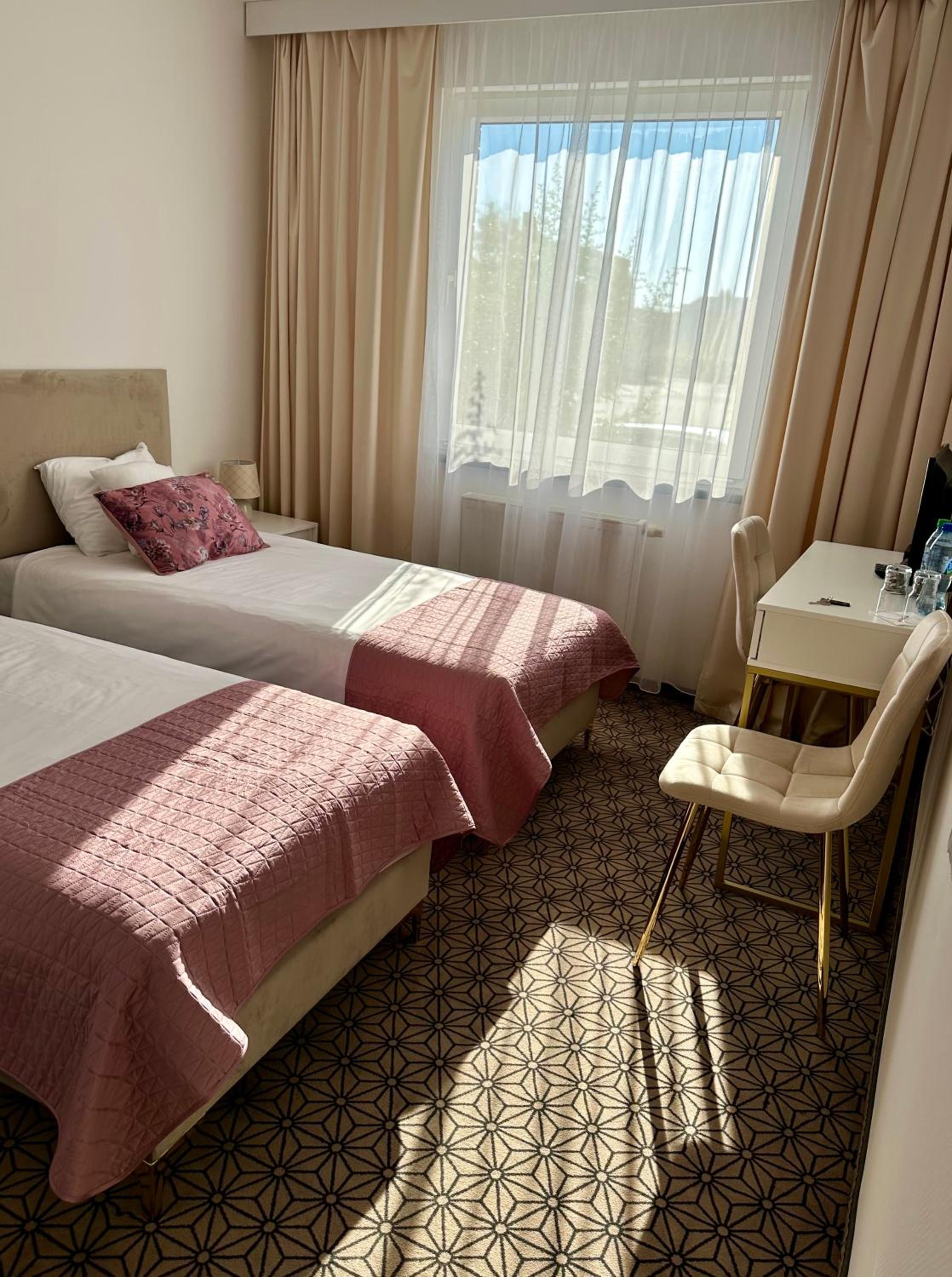 HOTEL 500 11/50