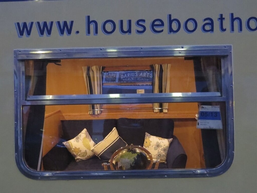 Houseboat Hotels - Hotel boat 5/31