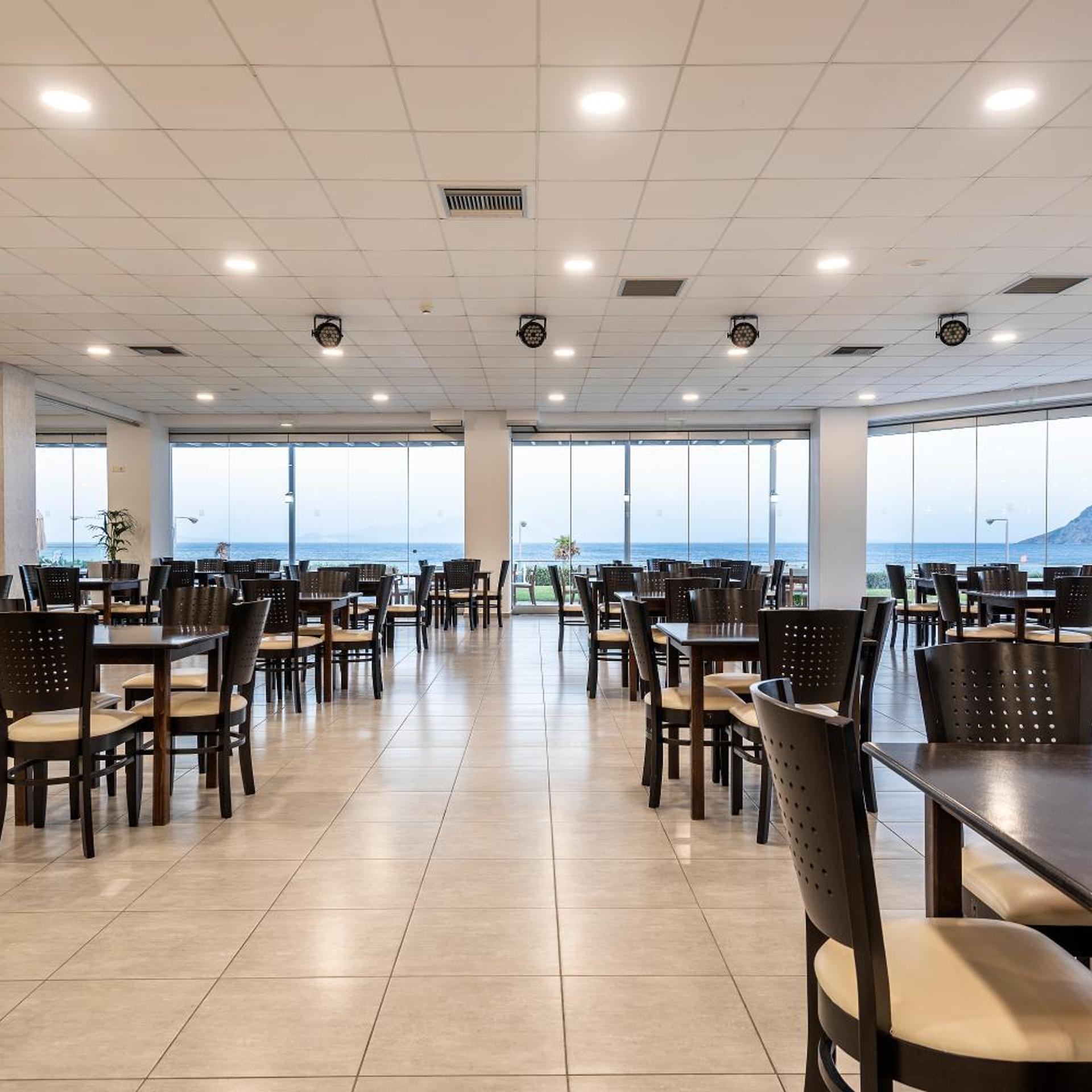 Royal Bay Suites 49/63