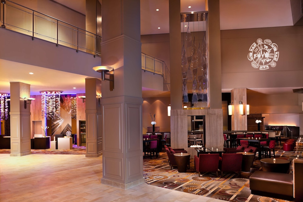 Swissotel Chicago 33/43