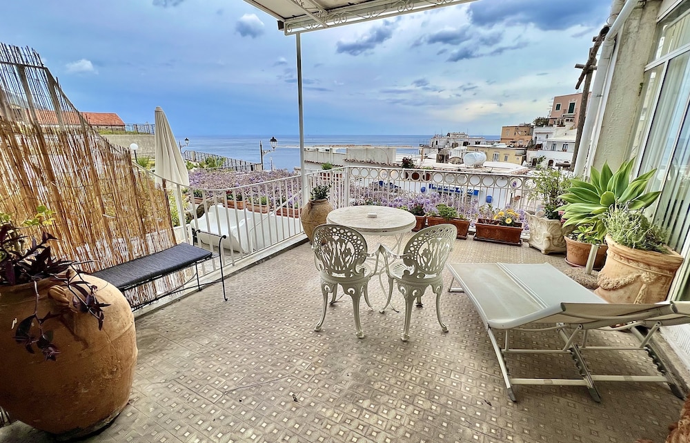 Villa Delle Palme Hotel 29/50