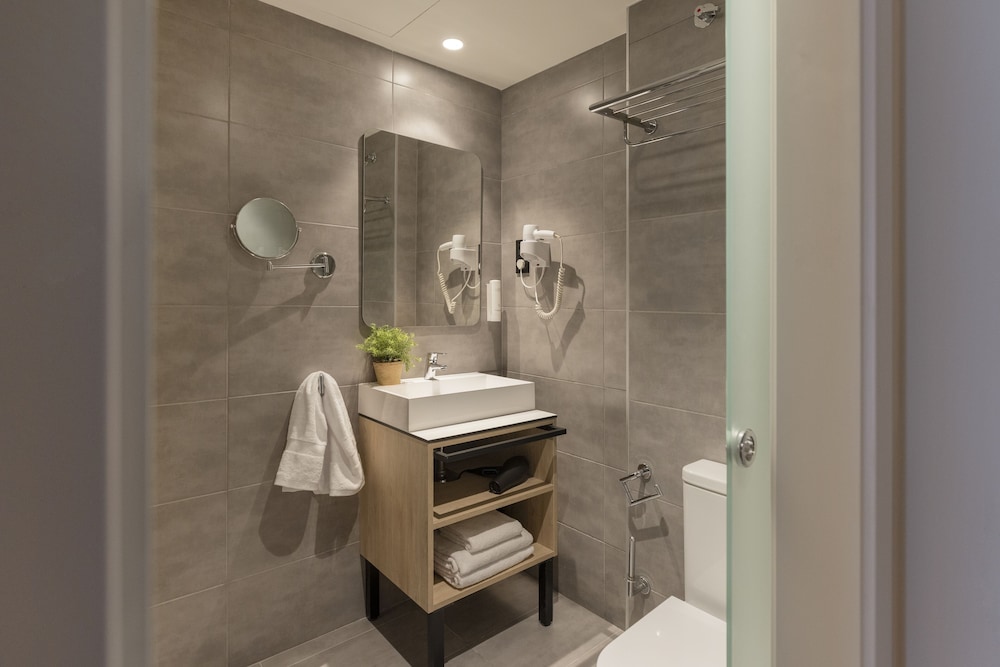 2 BEDROOMS, APARTMENT, BALCONY