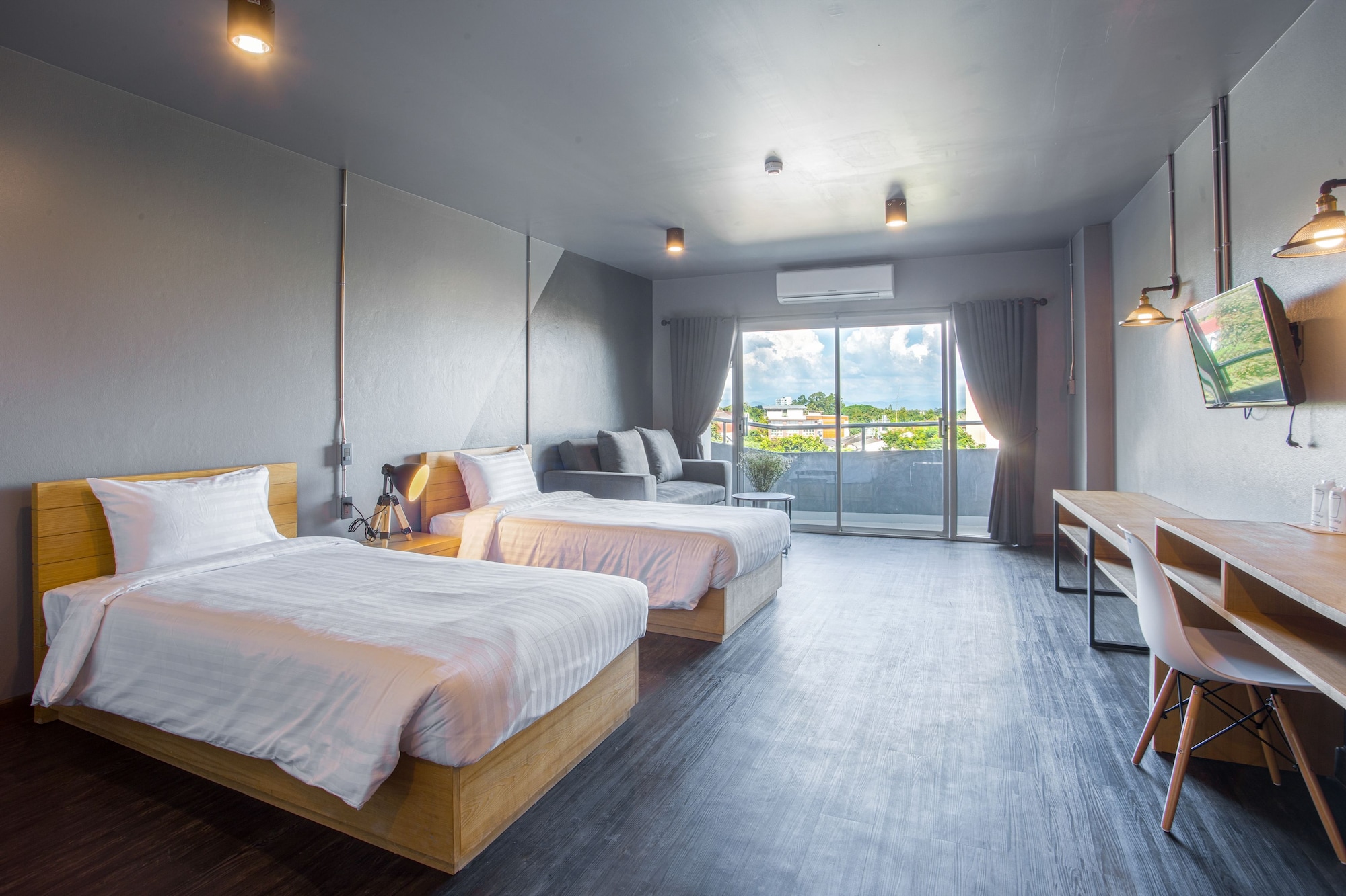 PREMIER, TWIN BEDS