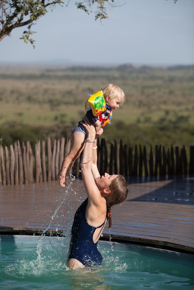 Serengeti Pioneer Camp 4/29