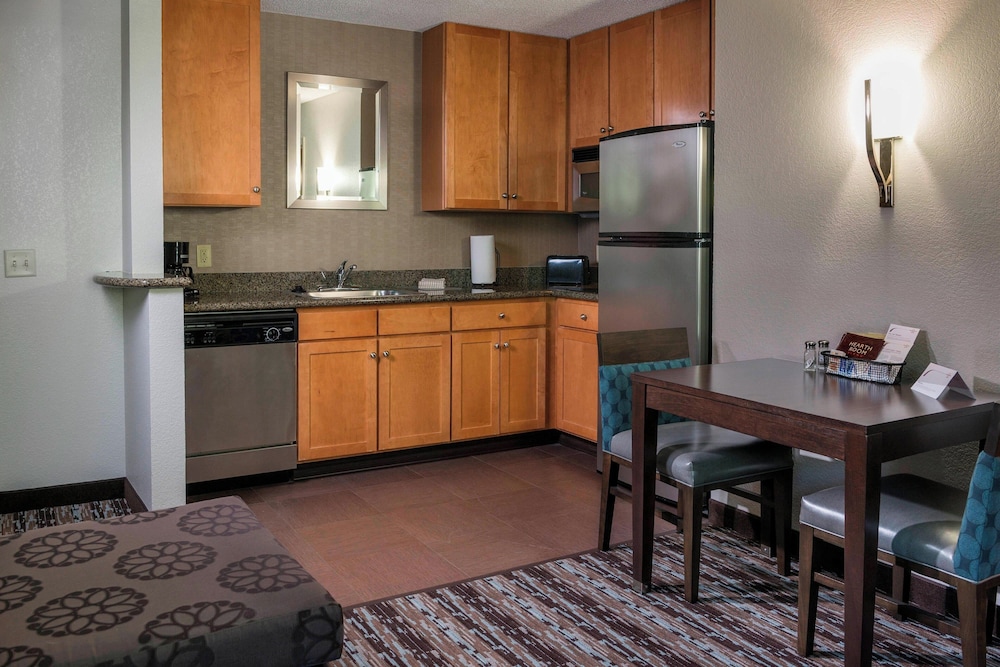 Residence Inn Worcester 5/55