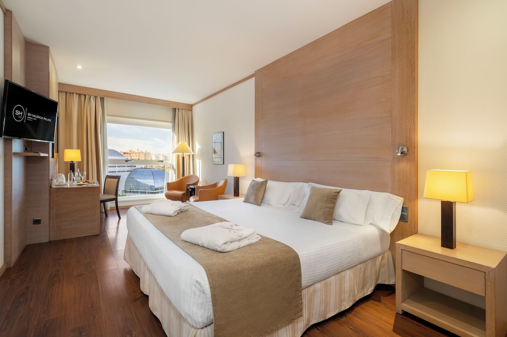 SUPERIOR, SINGLE, DOUBLE BED, WITH VIEW