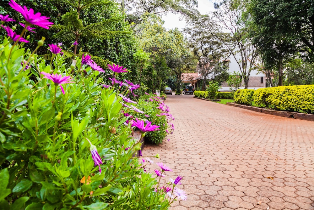 Hope Gardens Guest House 17/29