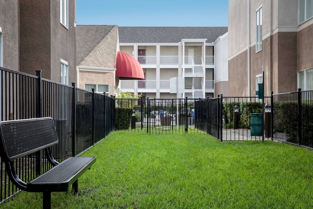 Sonesta ES Suites Dallas Medical Market Center 3/24
