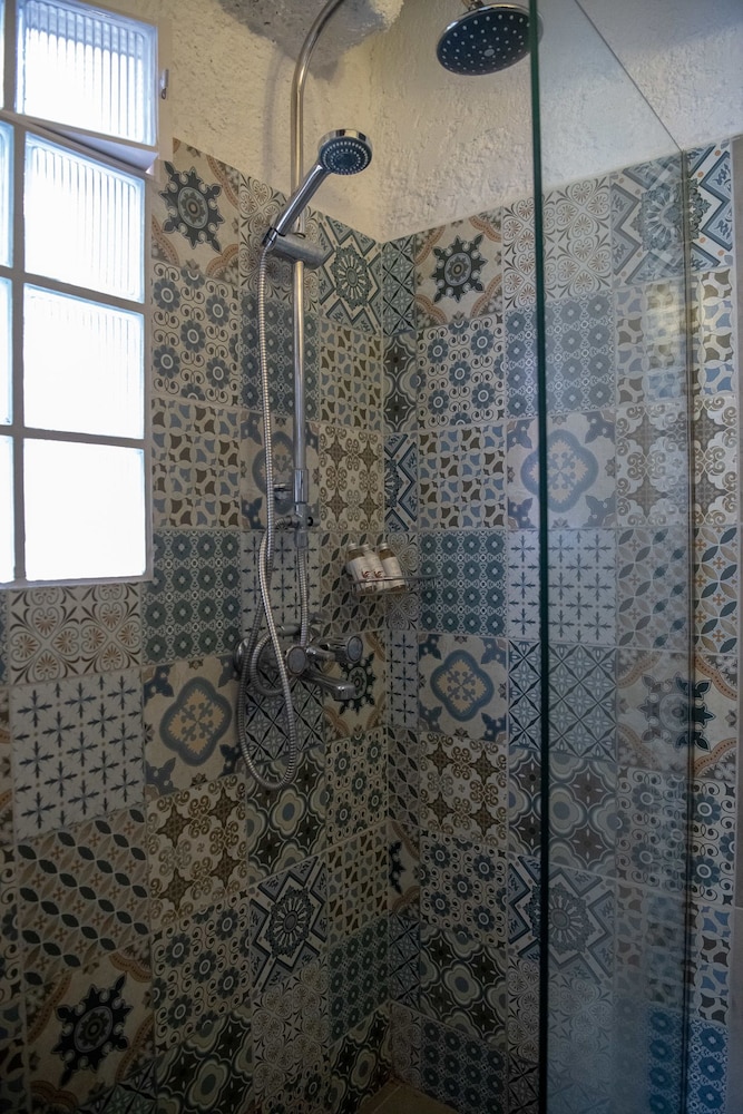 Porto Maltese Boutique Estate 42/42