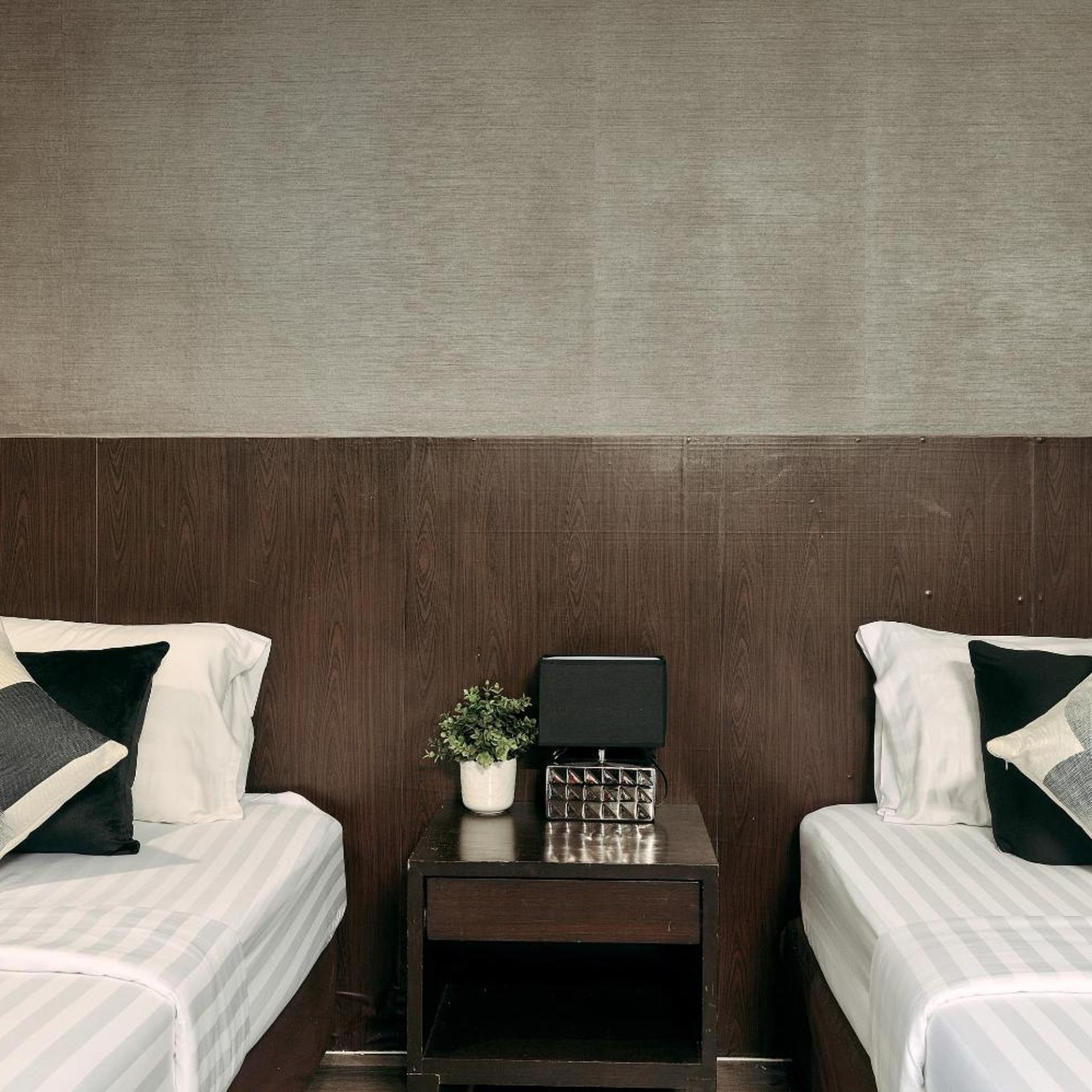 Tori Crown Hotel 30/50