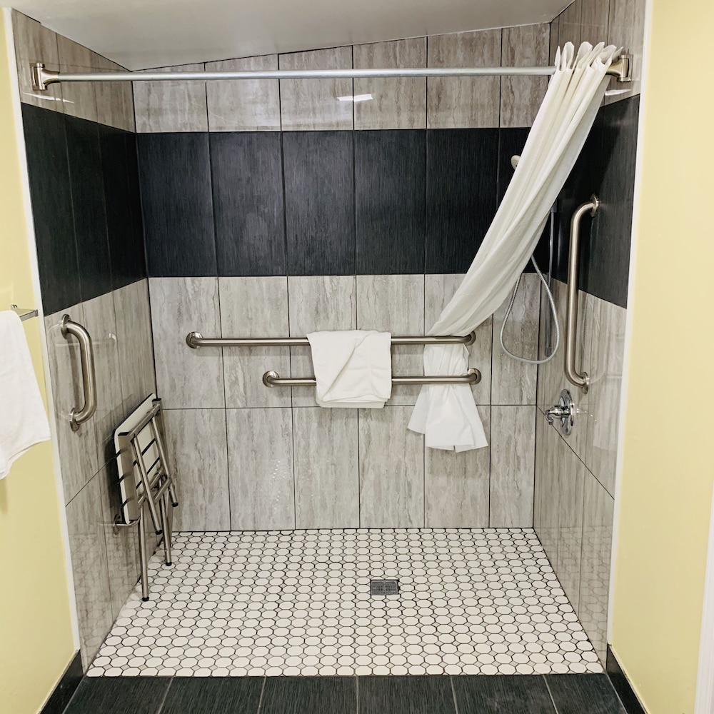 Estero Bay Motel 57/57