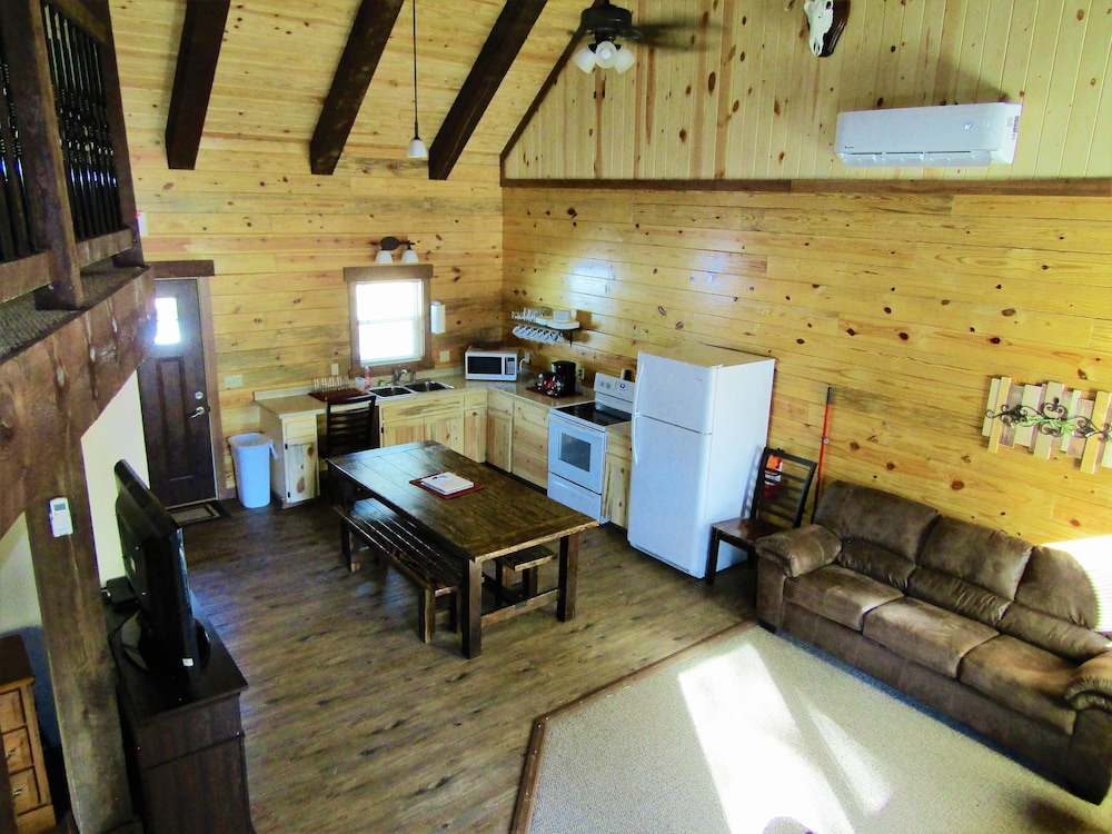 Freedom Ridge Cabins 35/54