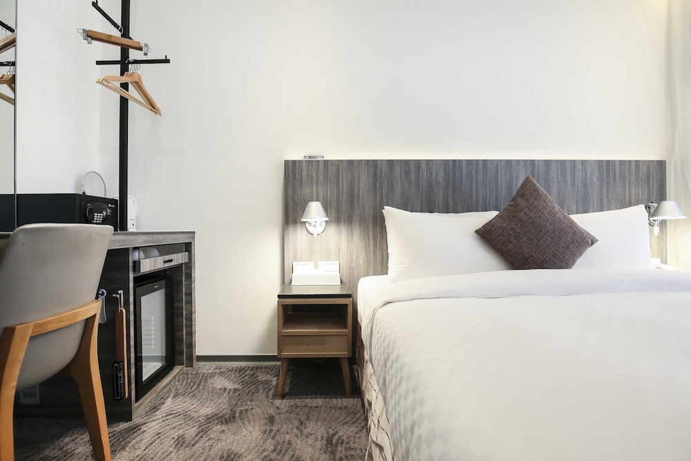 Dandy Hotel Tianjin Branch 30/50