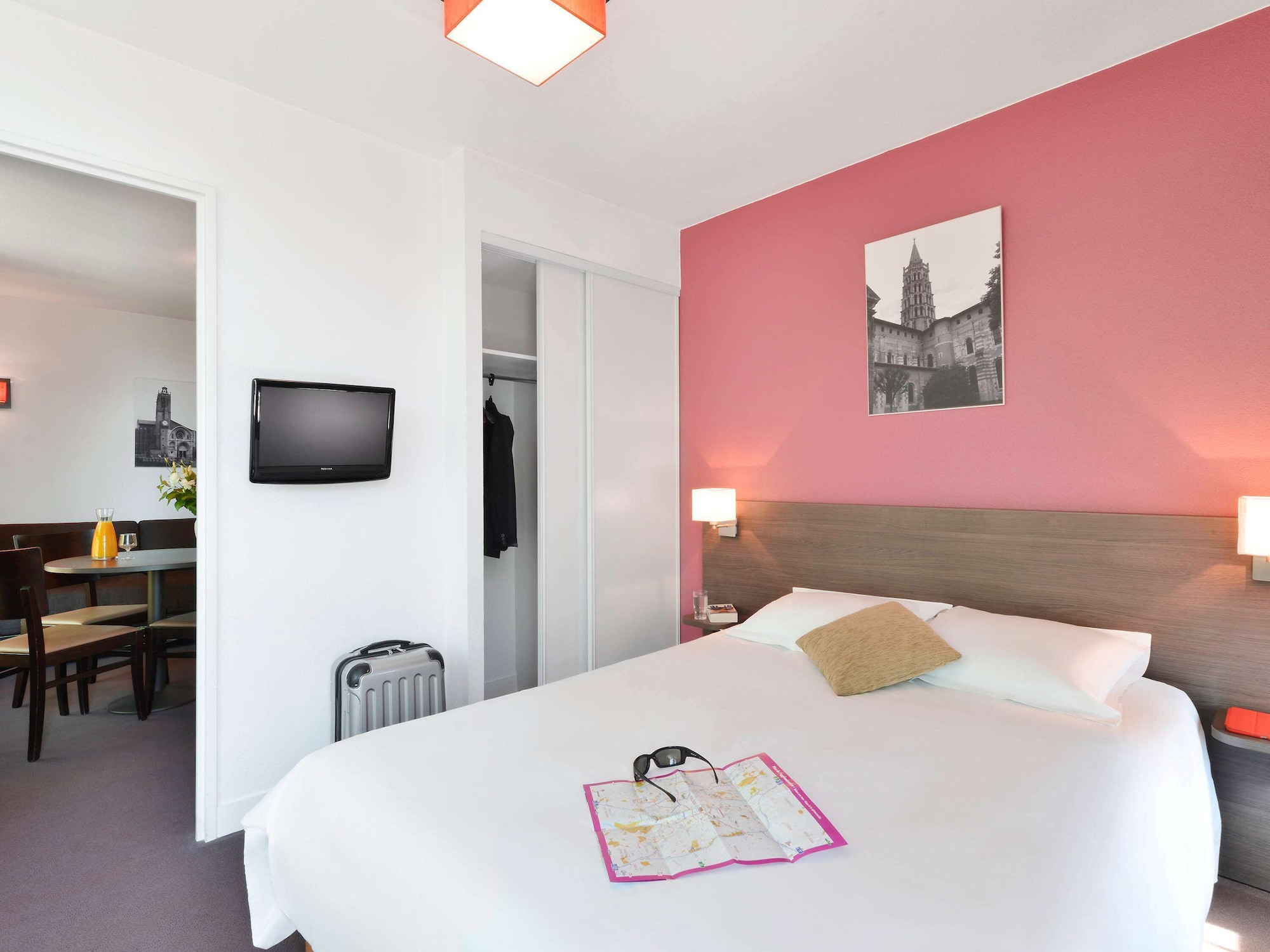 1 BEDROOM, APARTMENT