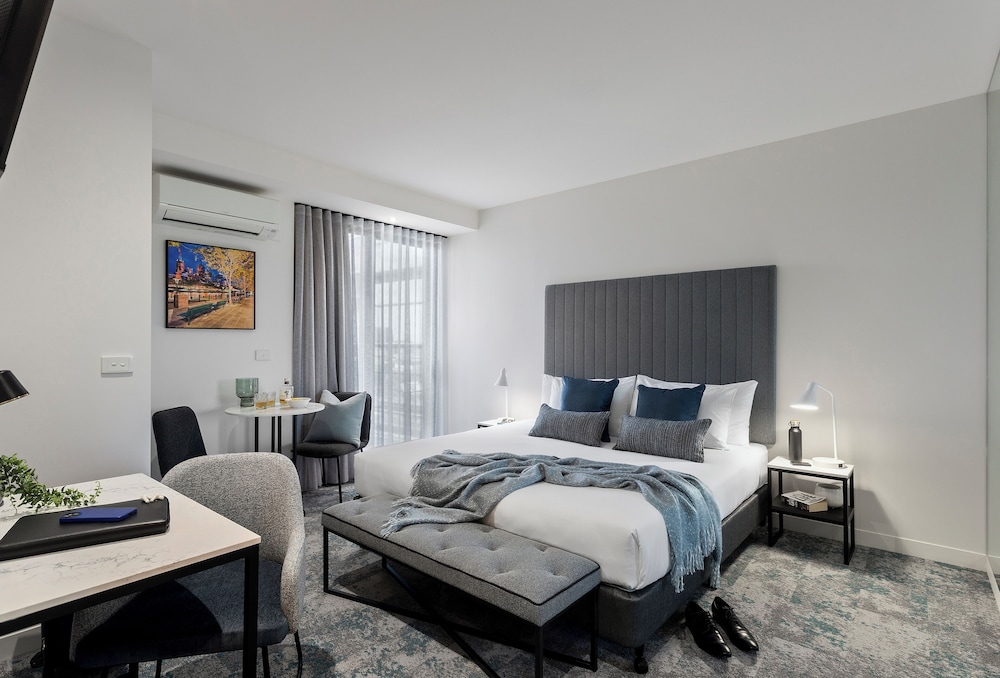 PUNTHILL SOUTH YARRA GRAND 16/61