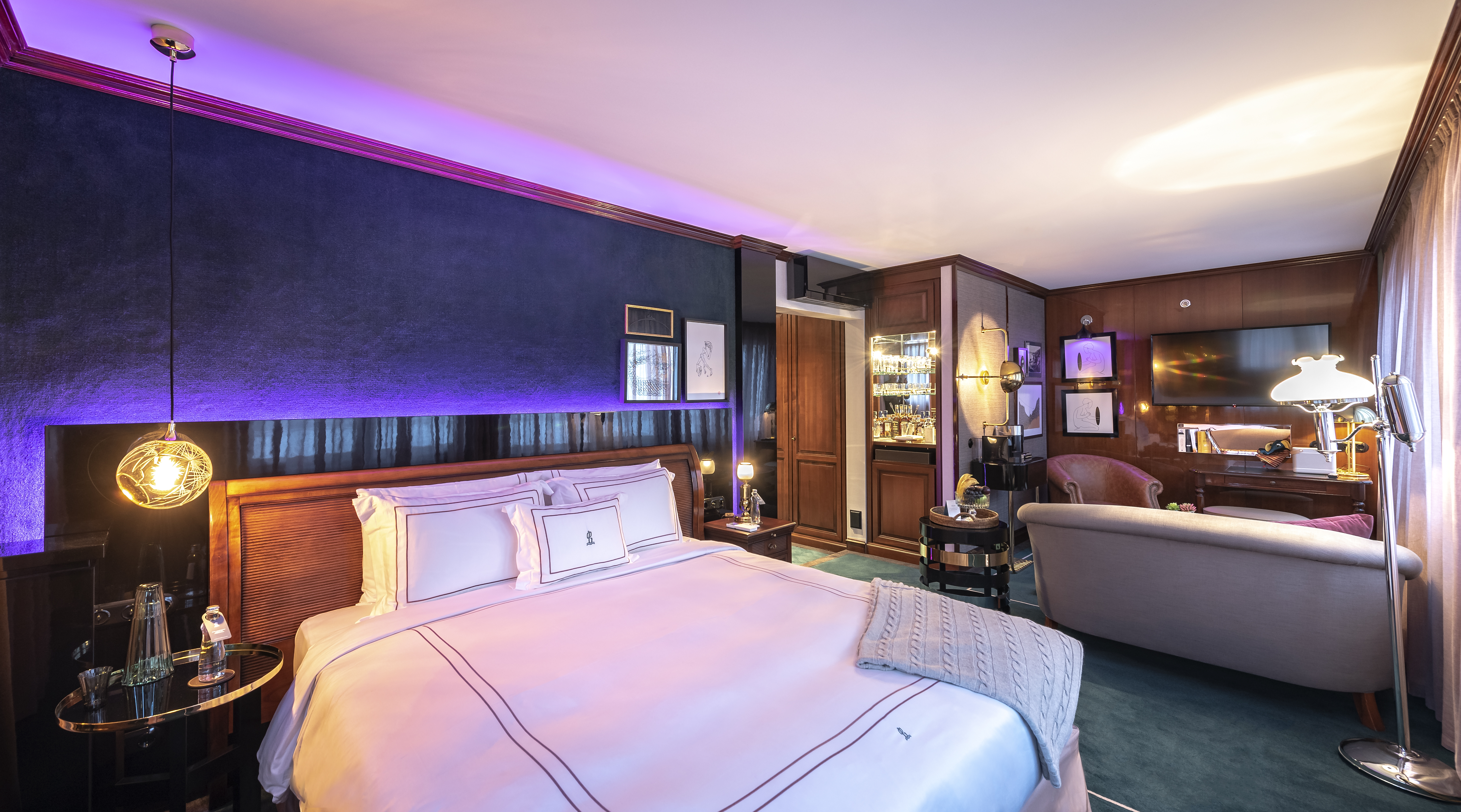 City, Suite