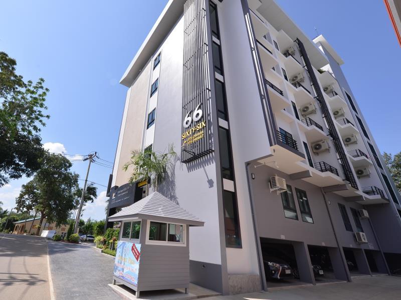 Sixty Six Place Hotel 12/42
