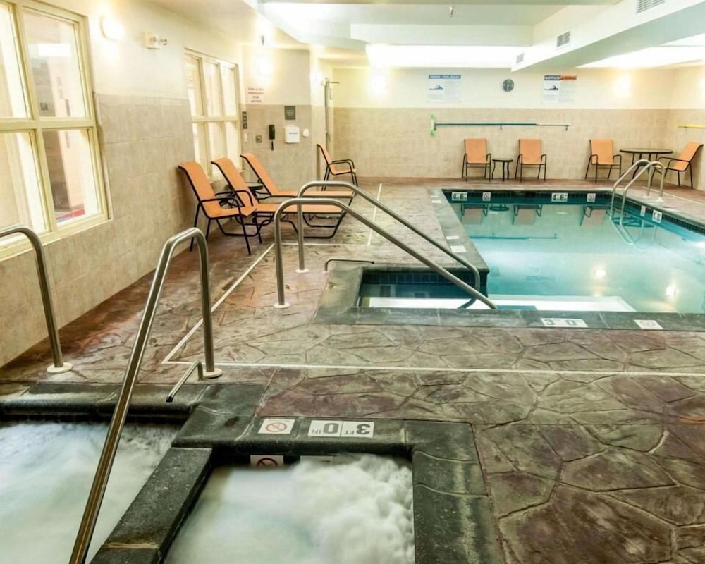 Spark by Hilton Exton 19/38