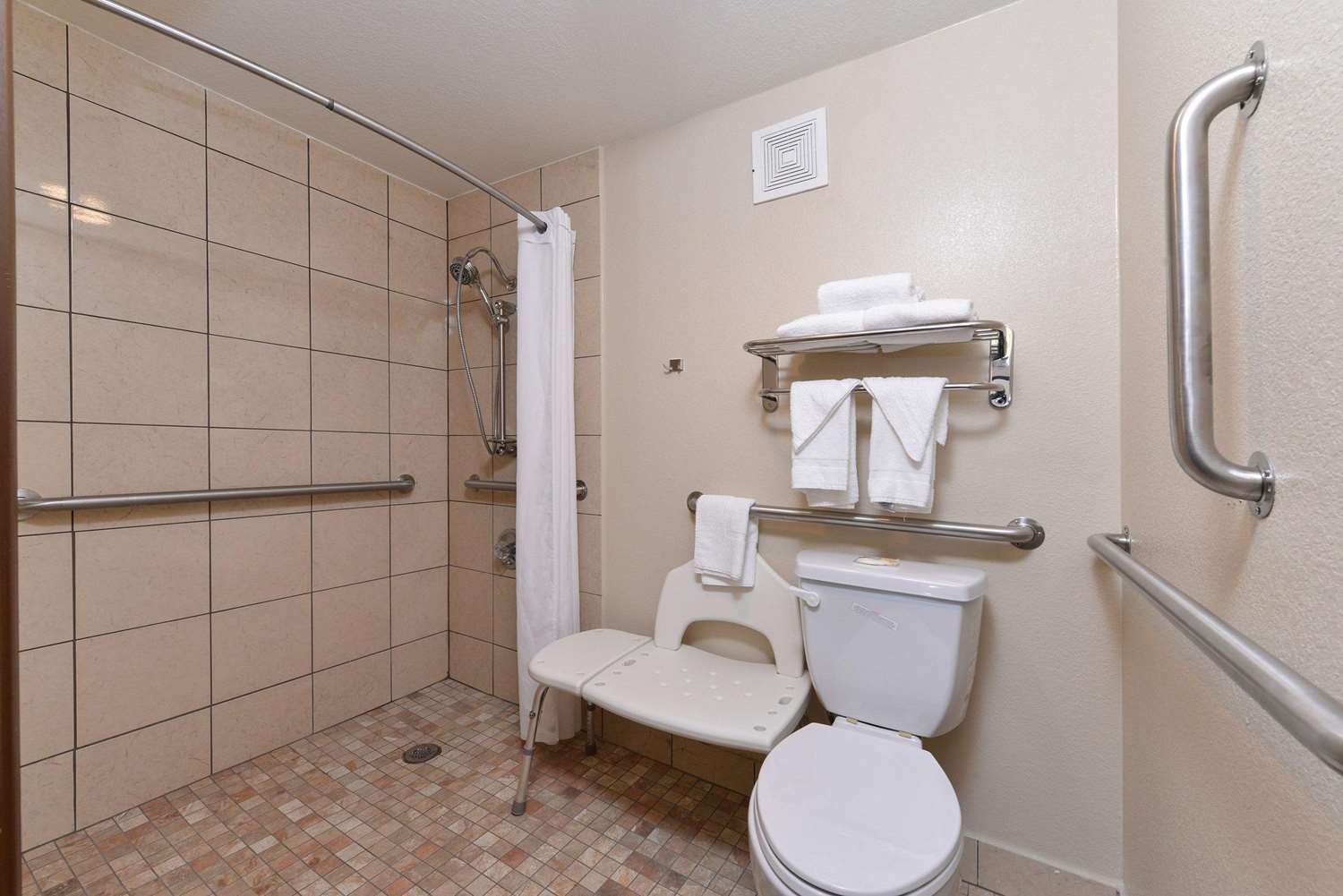 Quality Inn Appleton West 21/23