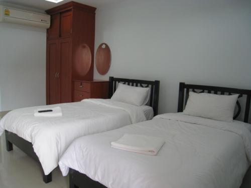 STANDARD, TWIN BEDS