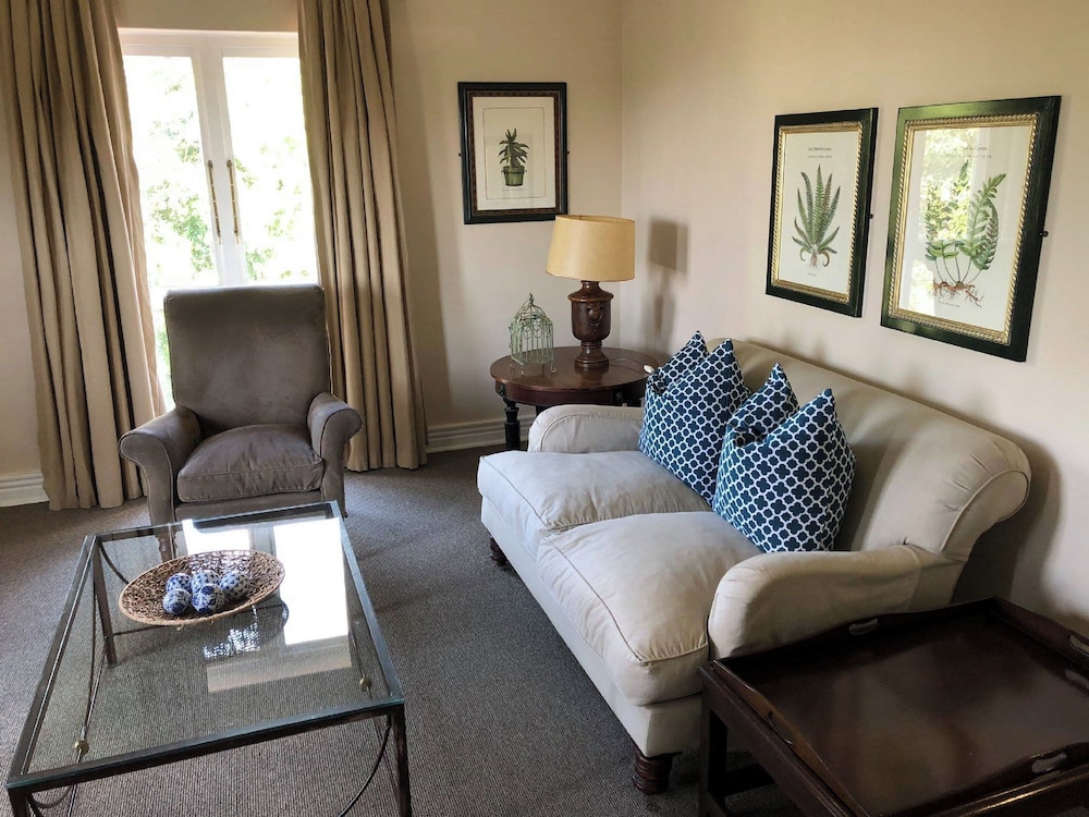 Redlands Hotel 30/50