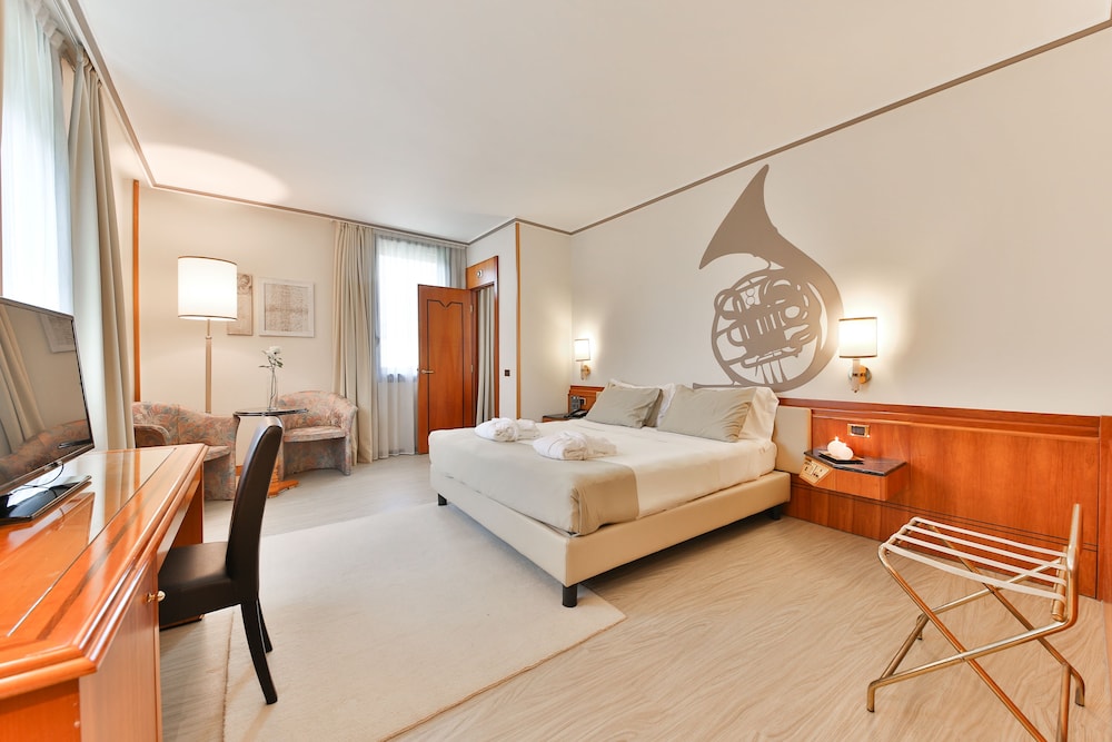 Hotel Leon d Oro 42/79