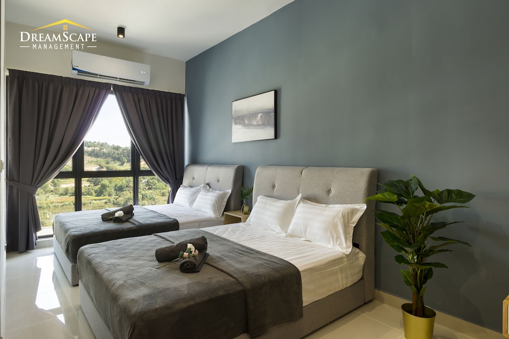 Deluxe, Studio, 2 Queen Beds