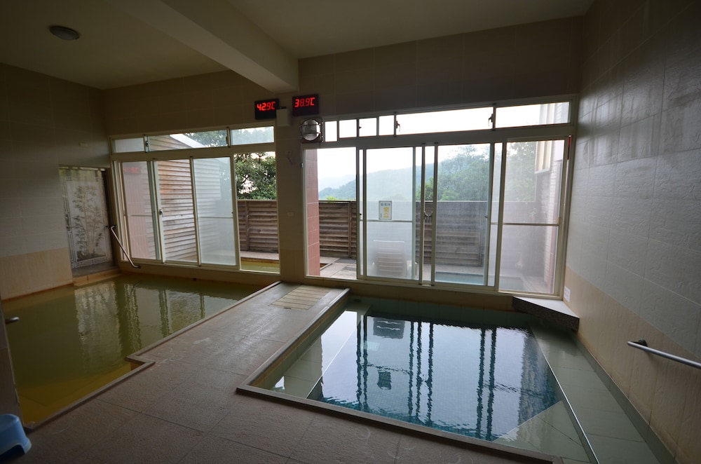 Wan Jin Hot Spring 18/45