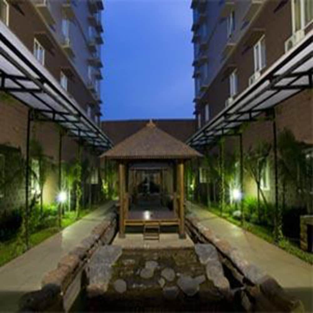 Hotel Olive 50/52