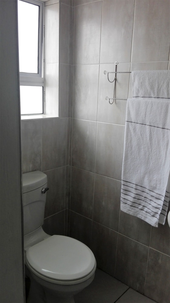 Saldanha Bay Lodge 29/32