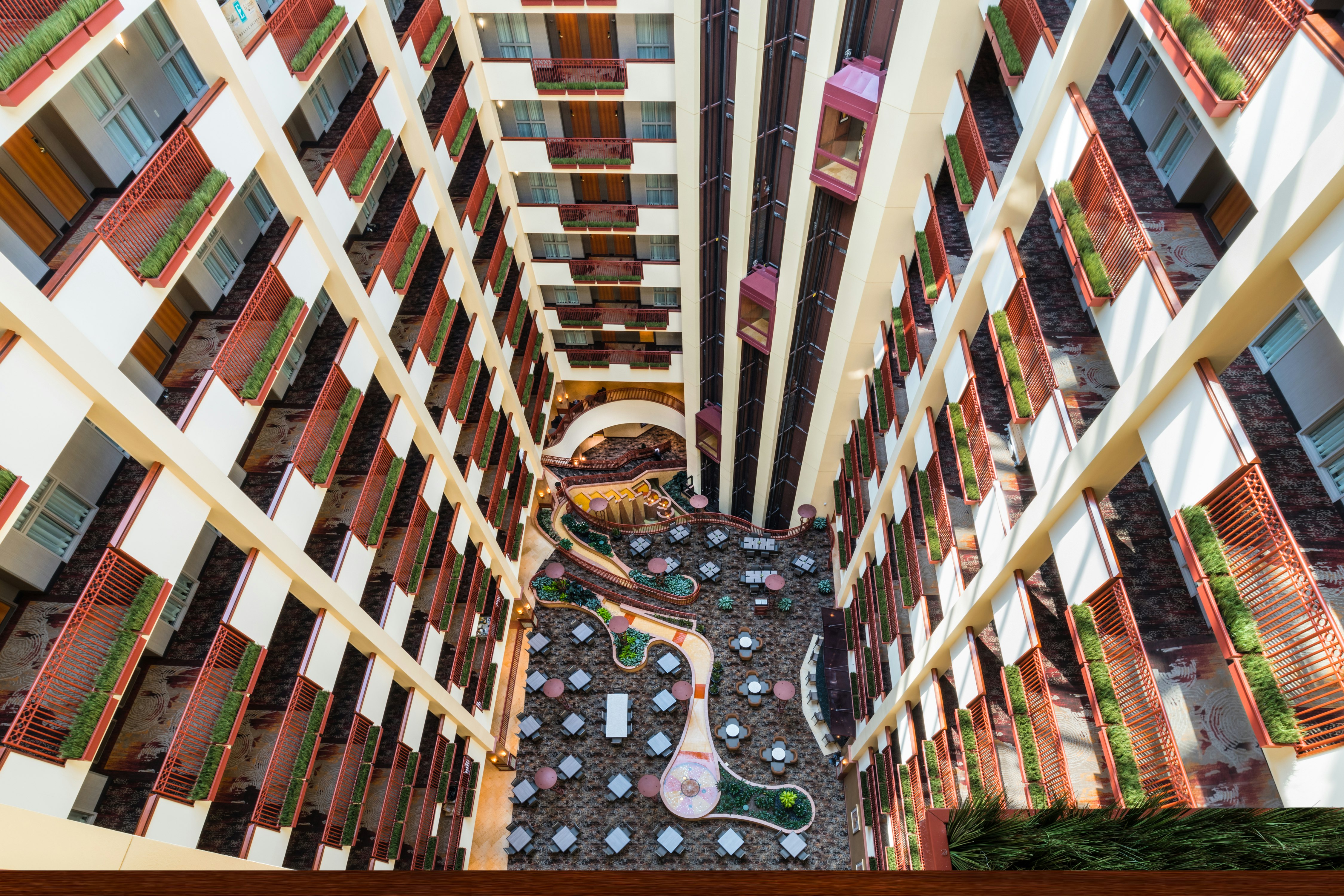 Embassy Suites by Hilton St. Louis St. Charles 2/54