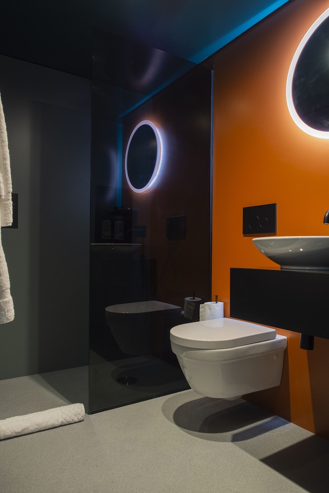 YOTEL Manchester Deansgate 47/47