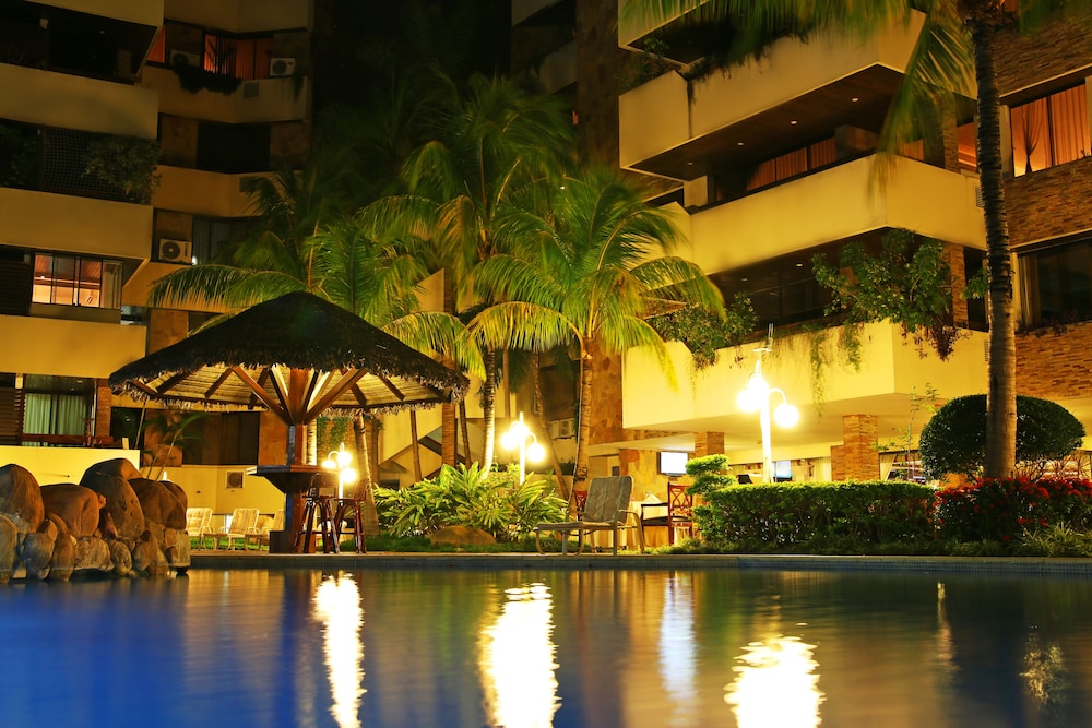 Yotau All Suites Hotel 7/50
