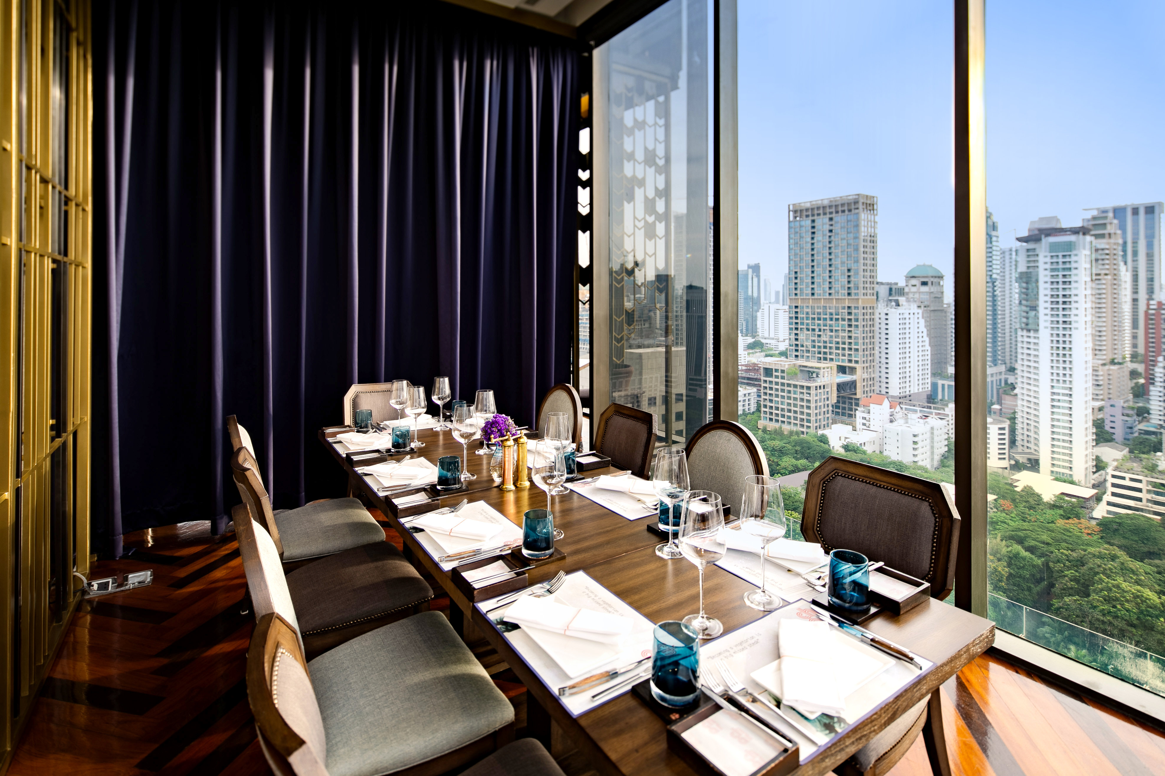 Hotel Indigo Bangkok Wireless Road 59/79