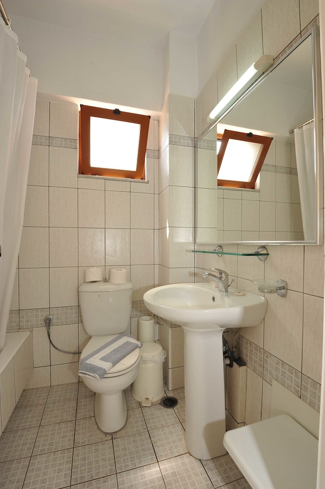 Melitti Hotel 56/58