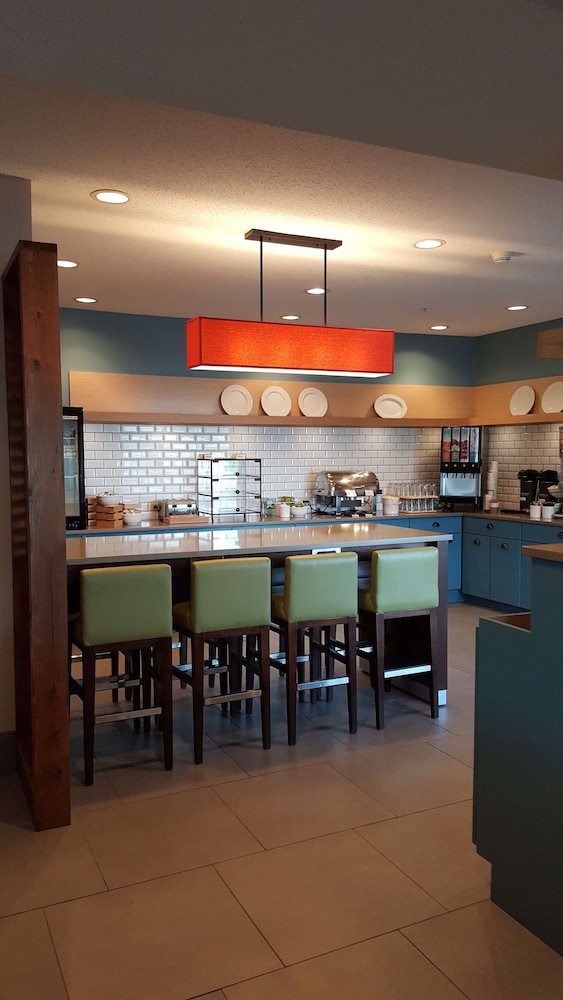 Country Inn and Suites by Radisson Springfield OH 35/43