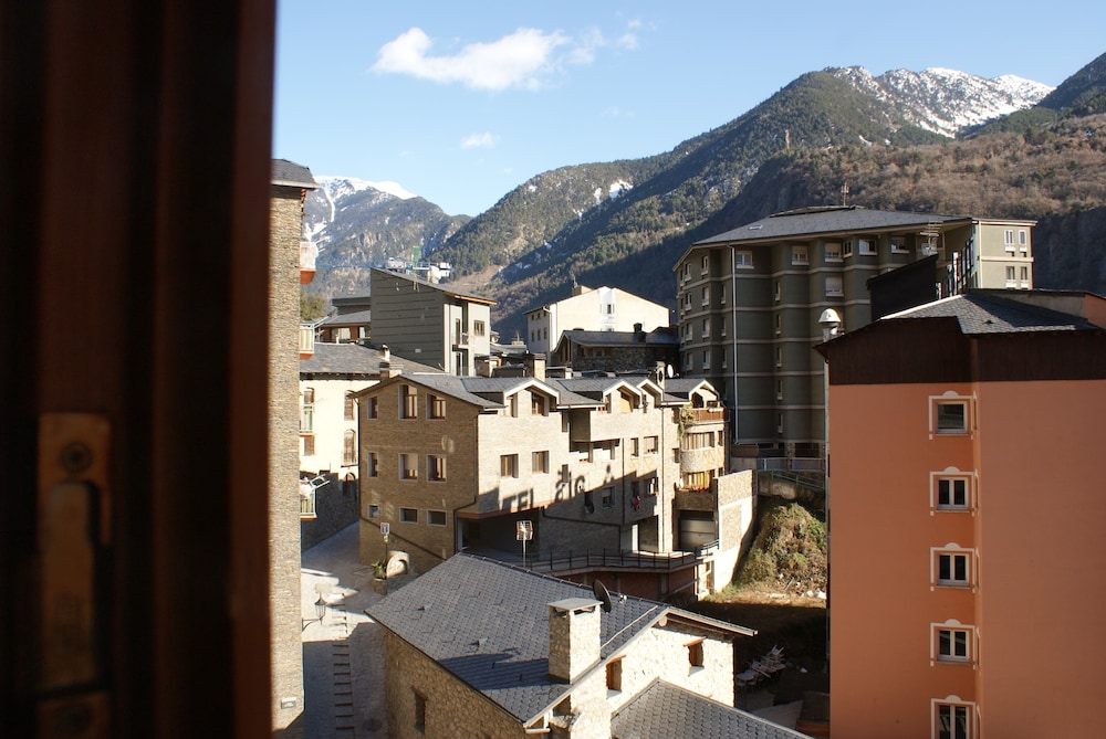Hotel Sant Jordi by Alegria 29/31