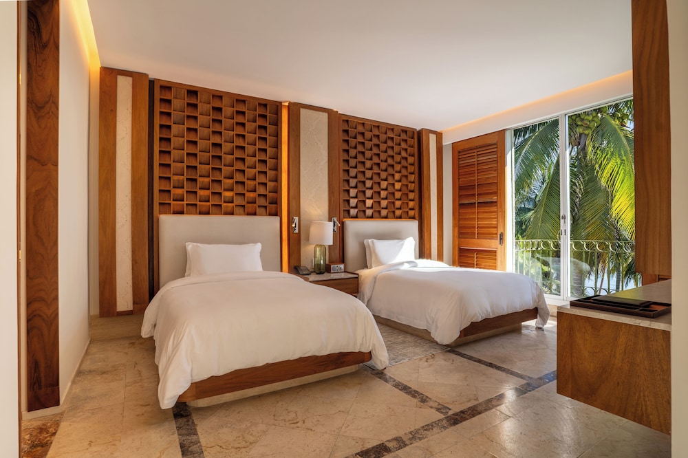 Master, Suite, 2 Queen Beds, Ocean Front، Paraiso de la Bonita, Adult All-Inclusive, a Luxury Collection Resort 6/10