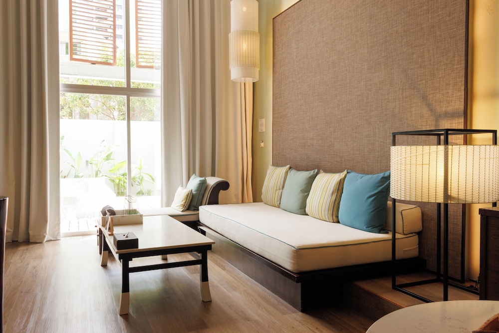 2 Bedrooms, Pool, Villa, King and Queen Bed