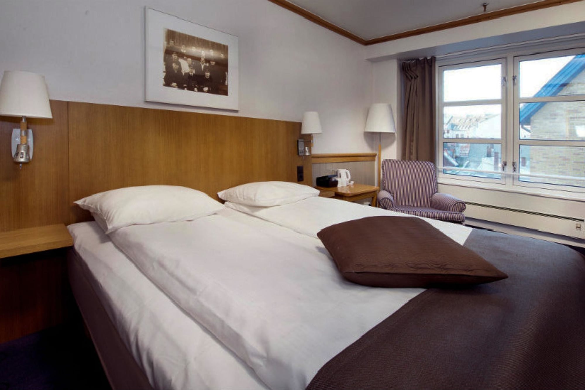 Compact, Double Bed