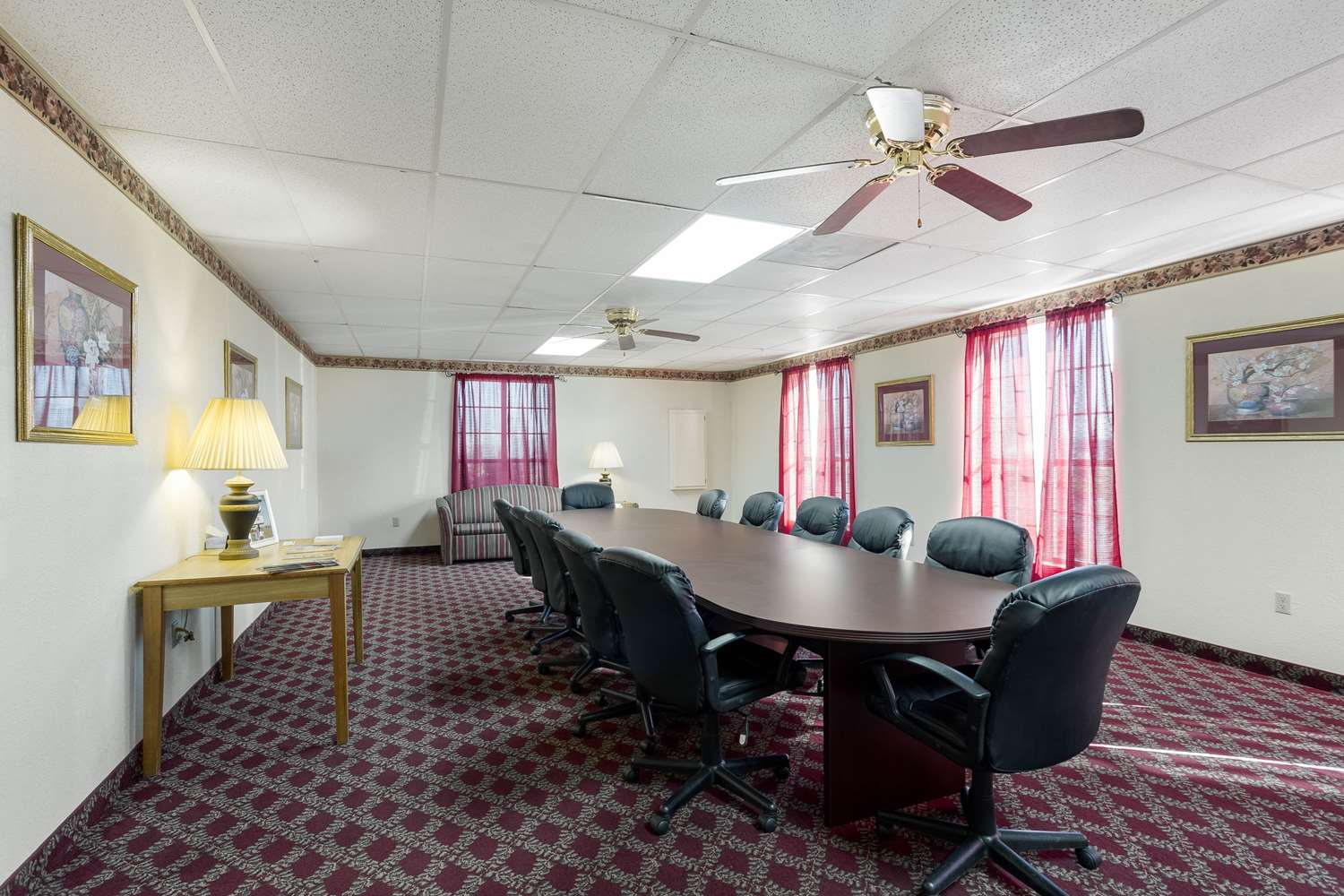 Quality Inn & Suites Paragould 17/19