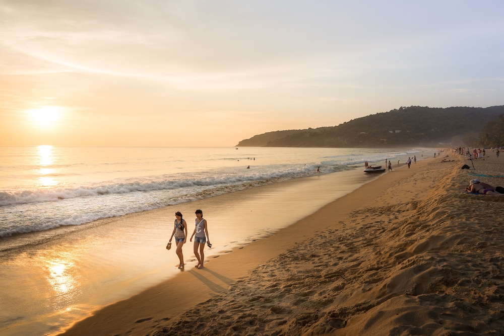 Paradox Resort Phuket 77/79