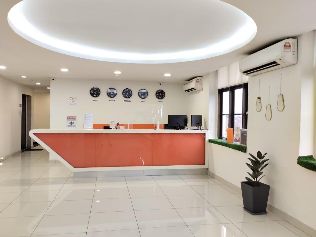 Orange Hotels Kuchai Lama 4/40