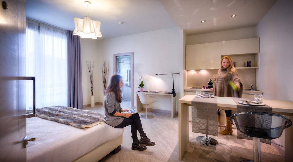 Forte16 View and Spa 24/70