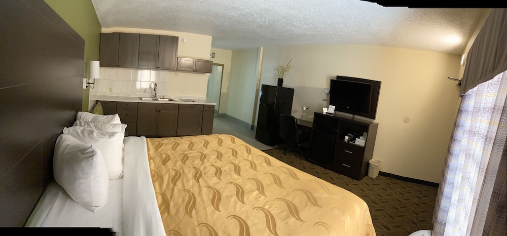 Quality Inn Tanglewood 23/50